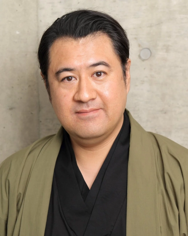 小手伸也さんプロフィール